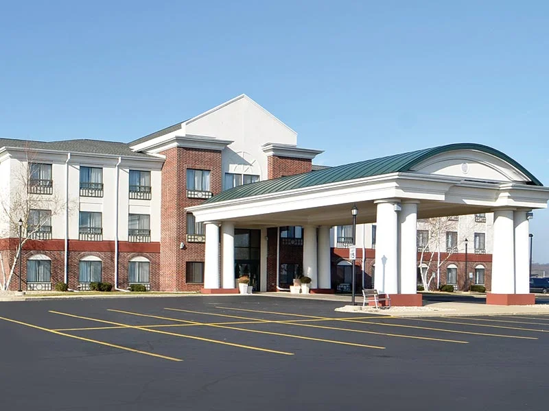 Holiday Inn Express Suites Fort Atkinson Enjoy Jefferson