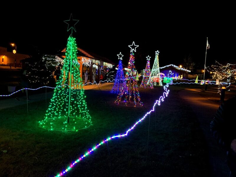 River Lights Fun Entertainment Ideas to Lift Up Your Holiday Spirit